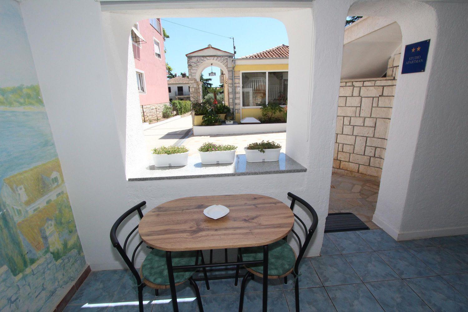 Apartman Lauschiges Studio-apartment Nur 5 Gehminuten Zum Zentrum Von - Mit Privatparkplatz *